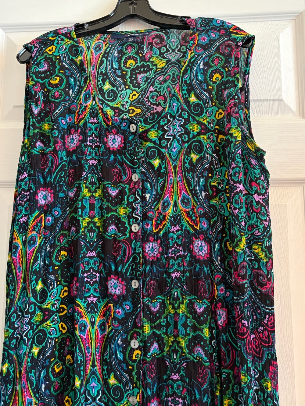 Crinkle Sleeveless Sundress Dress.Maxi ankle length! Worn once to a graduation.